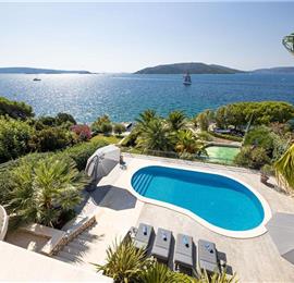 5 bedroom beachfront villa with pool on Ciova Island, Trogir, sleeps 12